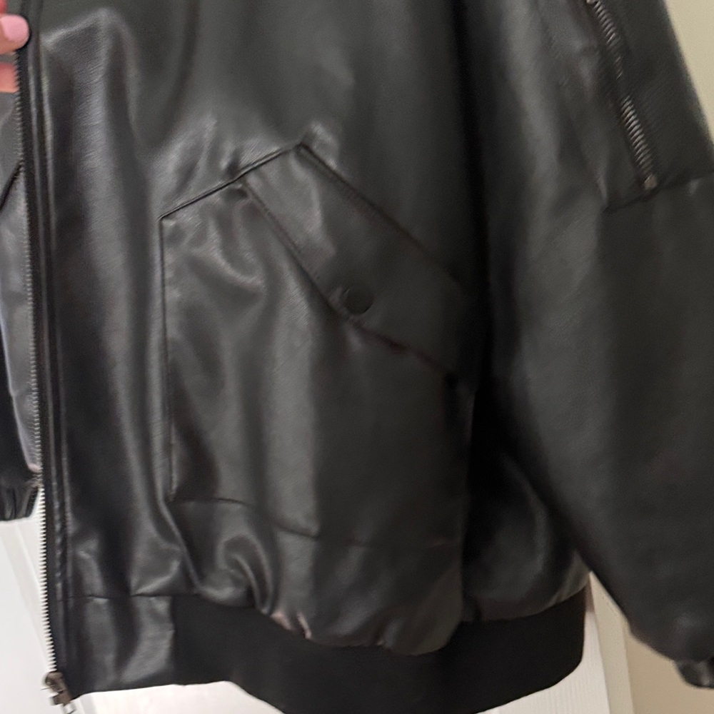 Edikted Black Leather Bomber Jacket - Picture 3 of 5